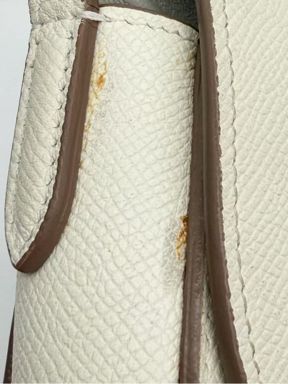 Celine Cream Leather Crossbody Bag with Gold Accent - Picture 7 of 7